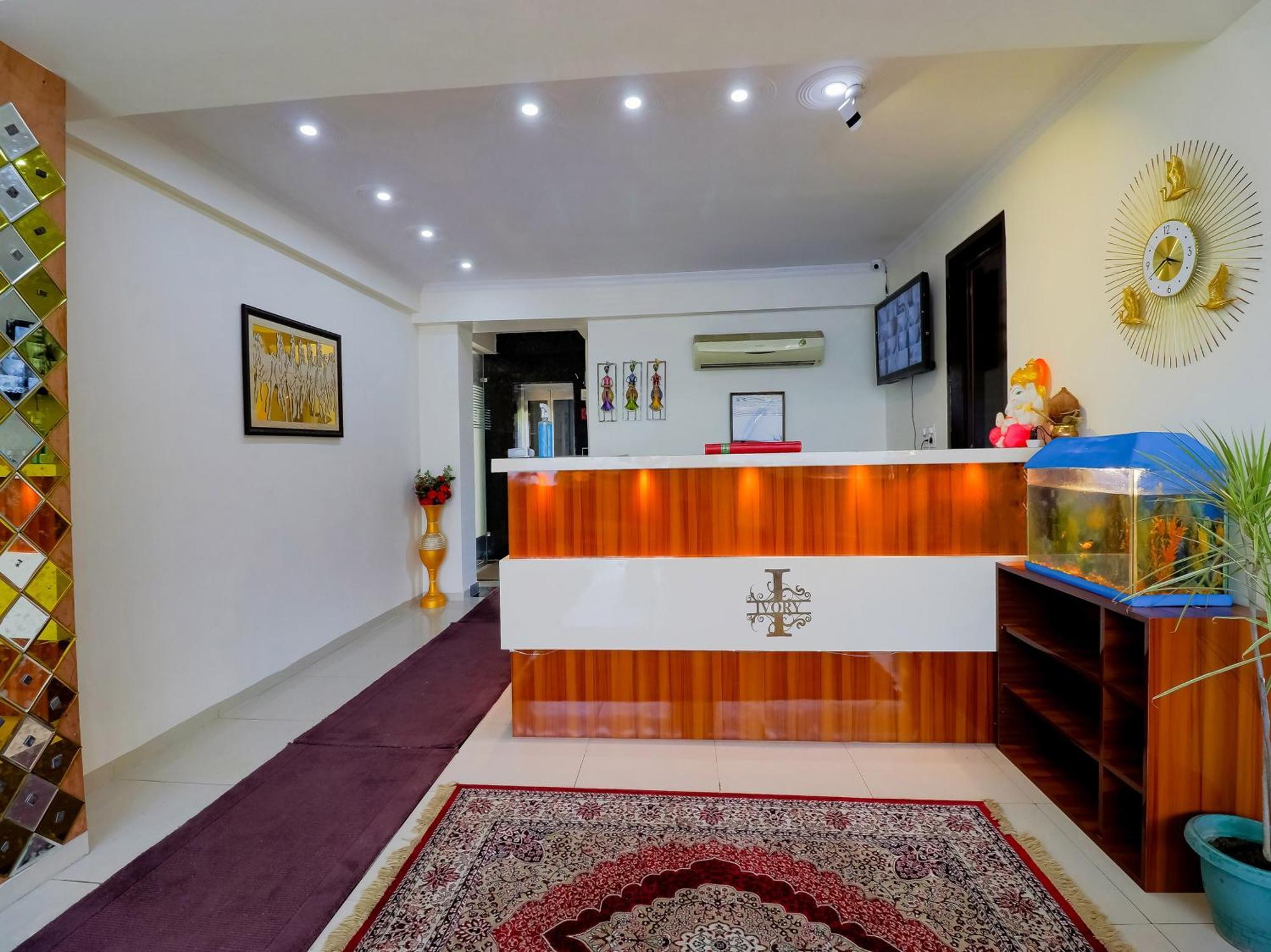 Treebo Rejoice 52 - 3Km From Huda City Metro Station Badshahpur 외부 사진
