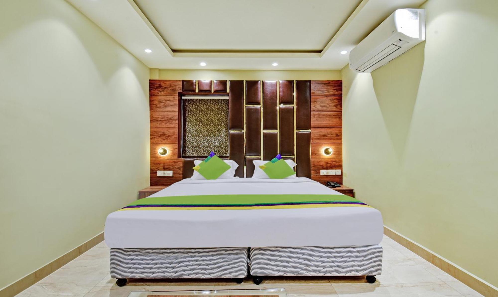 Treebo Rejoice 52 - 3Km From Huda City Metro Station Badshahpur 외부 사진
