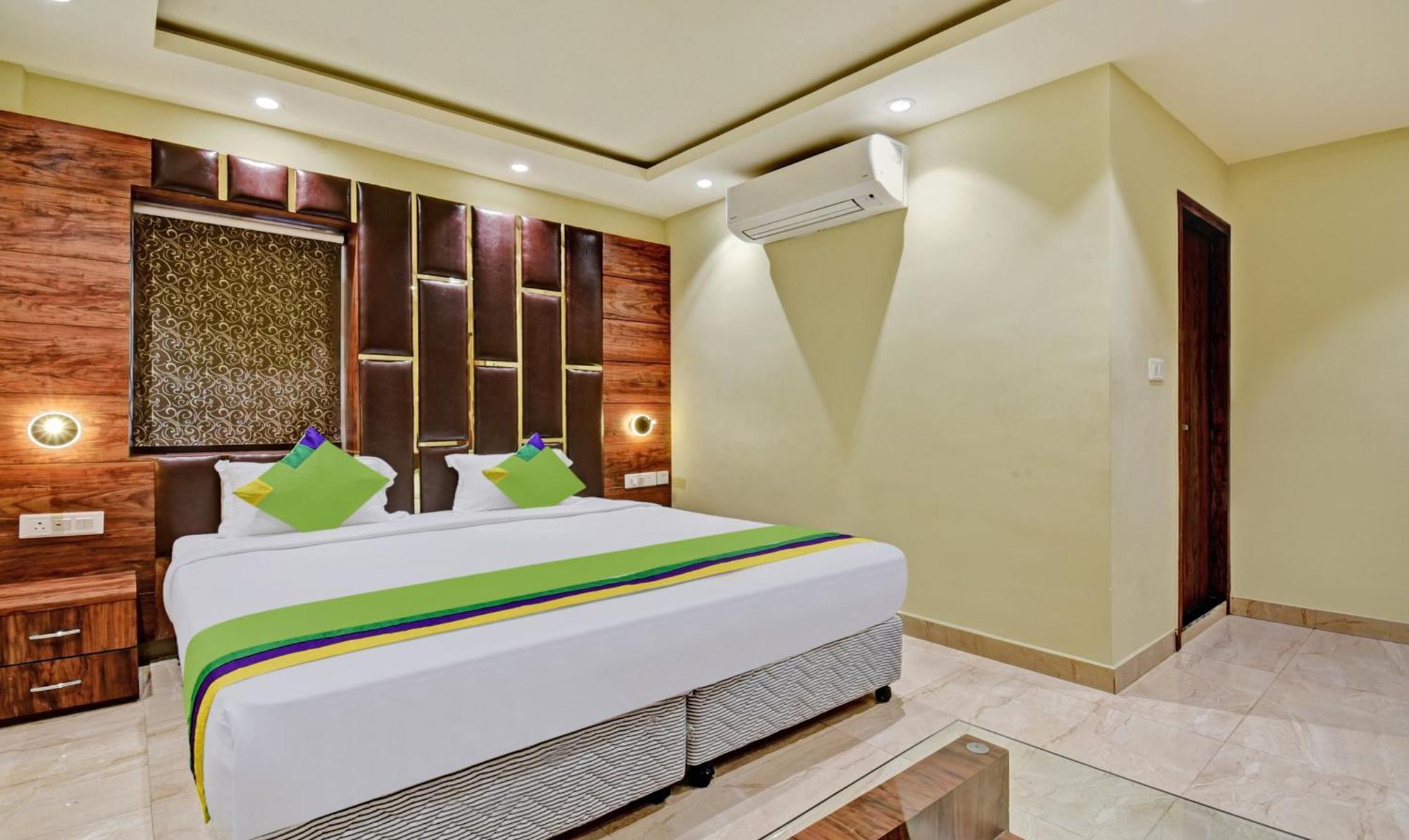 Treebo Rejoice 52 - 3Km From Huda City Metro Station Badshahpur 외부 사진